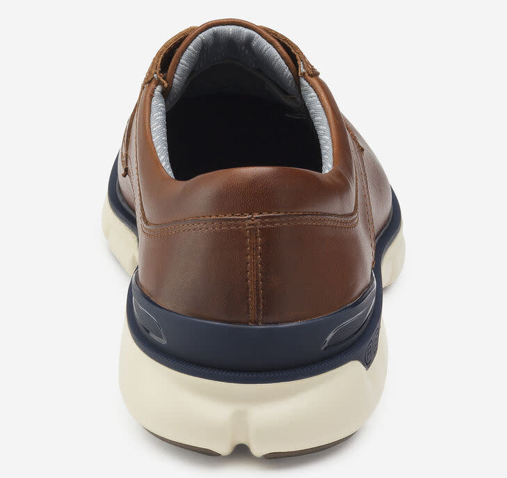 Johnston & Murphy XC4 Tanner Plain Toe Derby