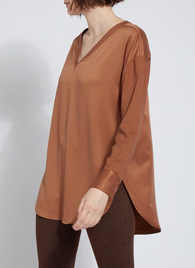 Lysse Token Pull Over Top