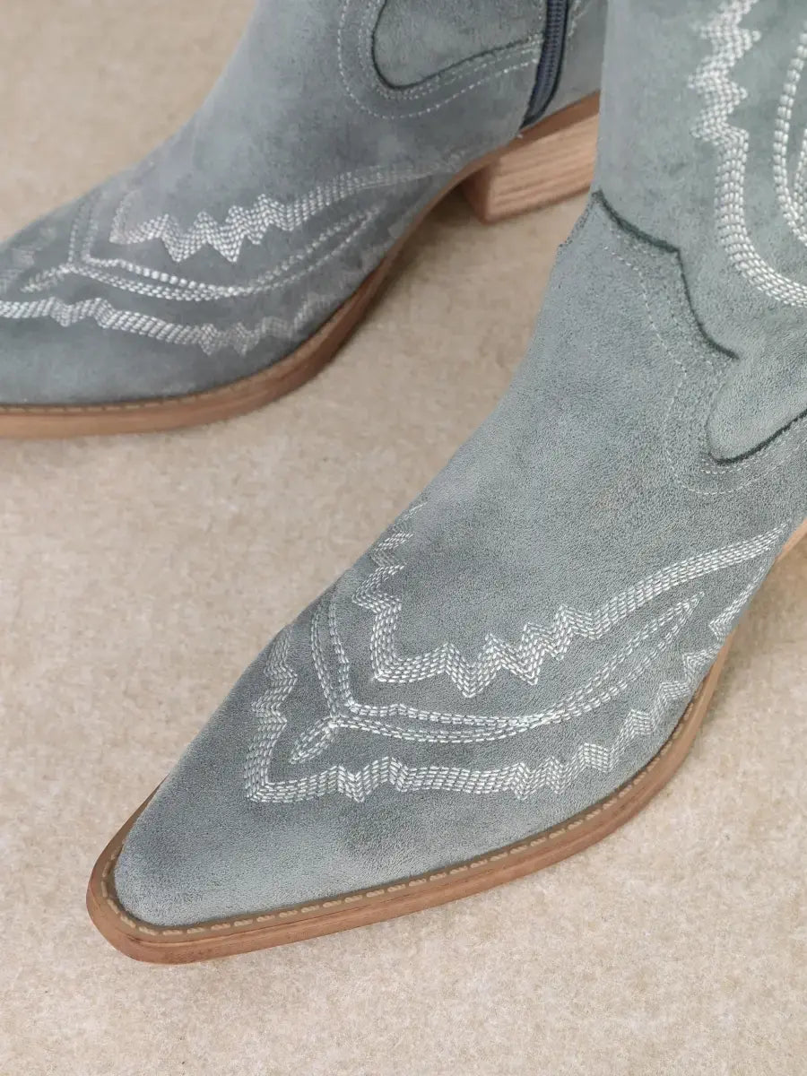 Ccocci Tess-M Western Embroidered Pointed Toe Tall Boots