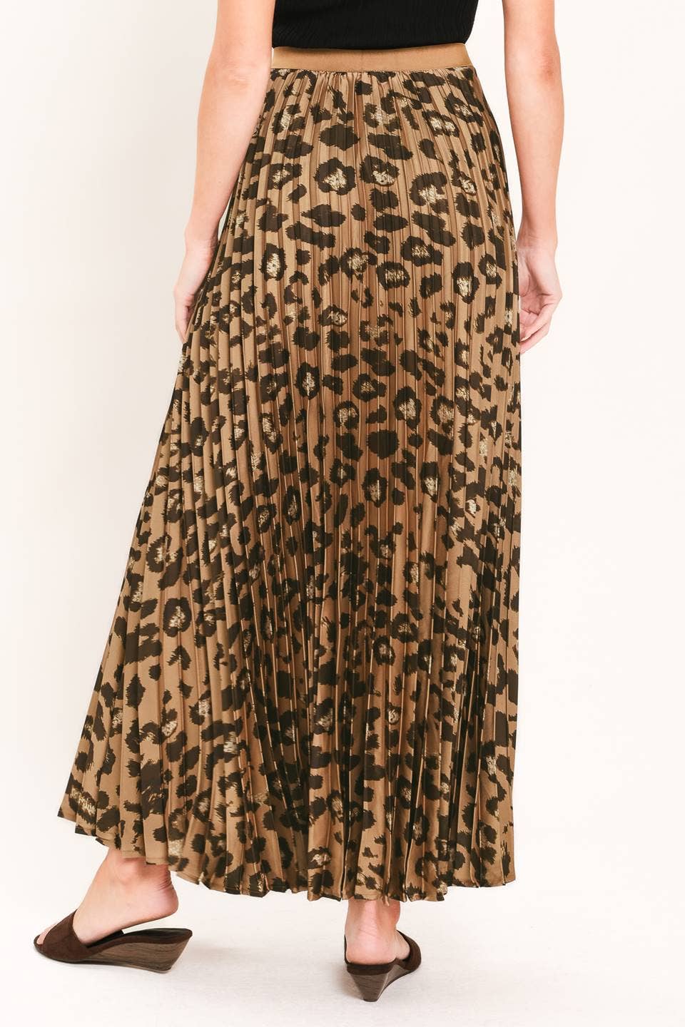 Flying Tomato leopard print woven pleated maxi skirt