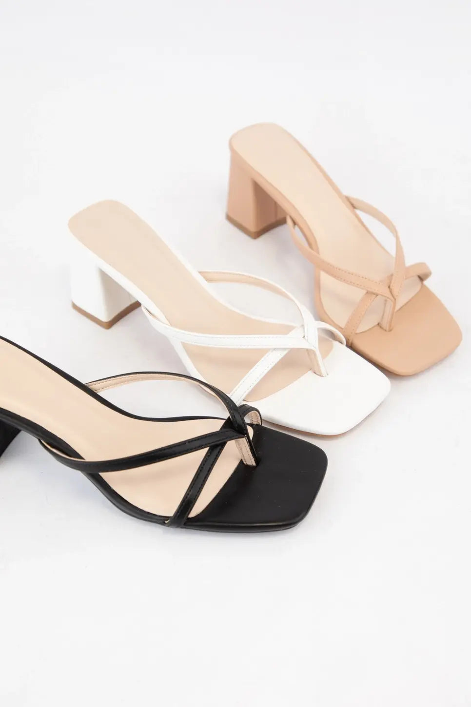 Ccocci Elia-1 Thong Strap Square Toe Block Heel Sandals