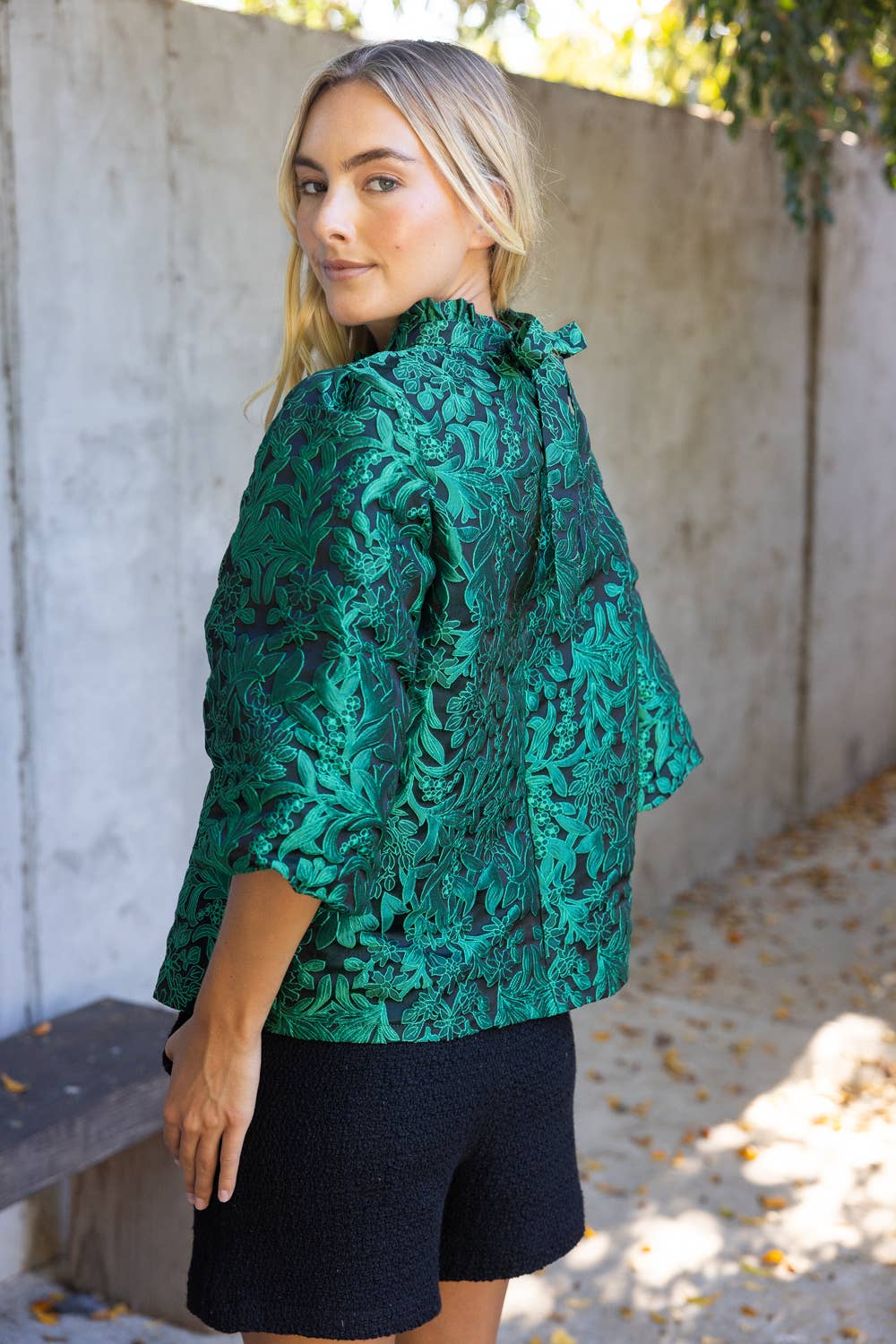 Voy Bubble Sleeve Tie Back Floral Jacqaurd Top