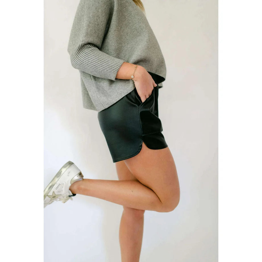 Joy Joy Faux Leather Pull-On Short Round Side