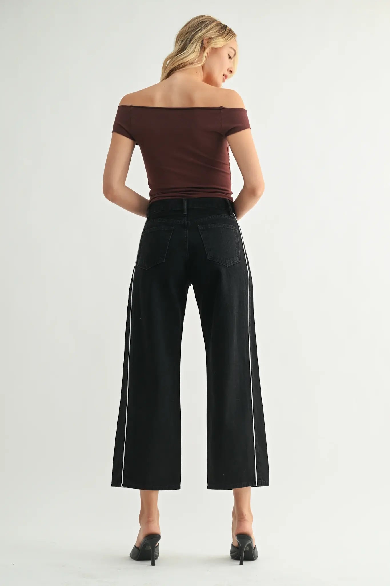 Just Black Denim The Barrel Jean Twist