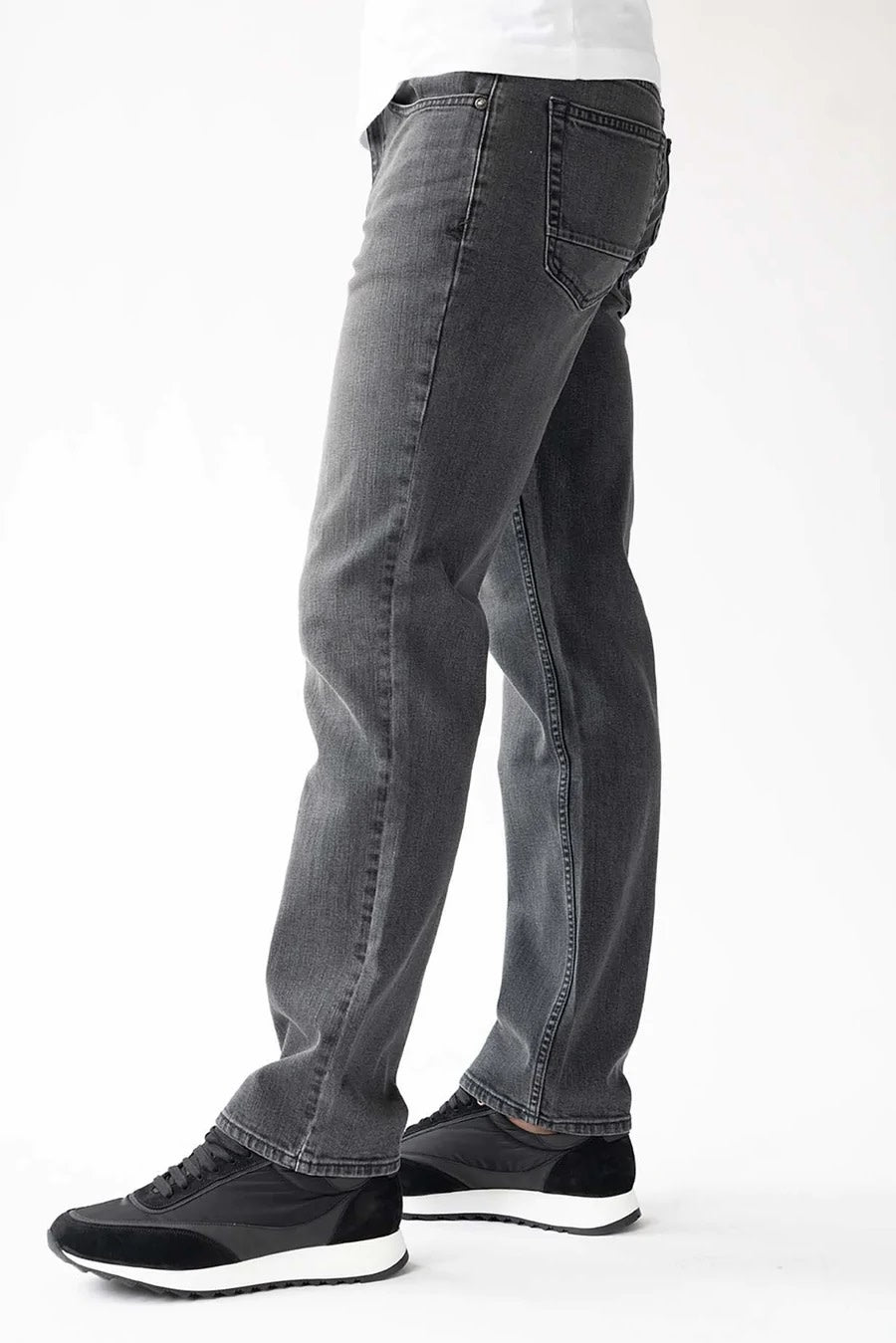 Devil-Dog Dungarees Slim Straight Jeans