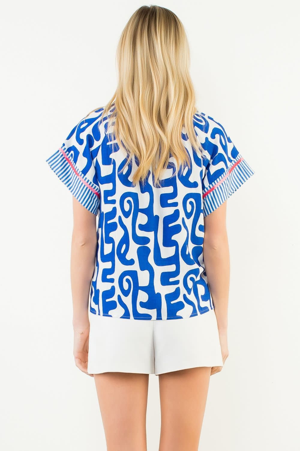 THML Short Sleeve Abstract Pattern Top