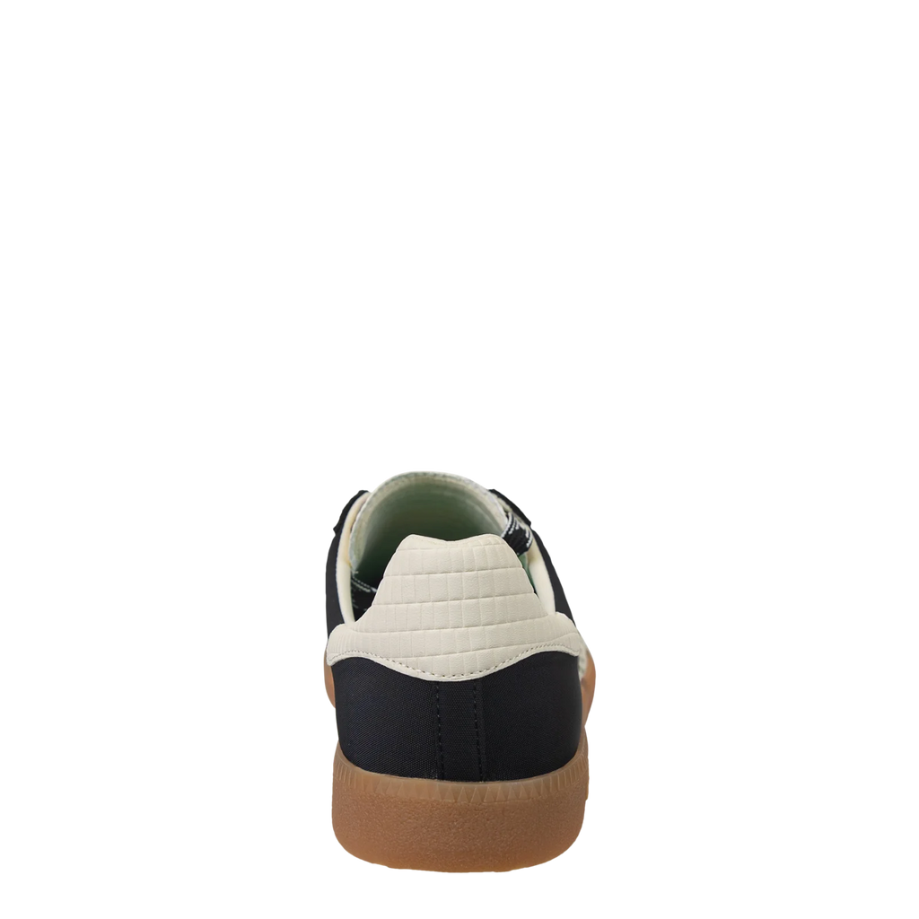 Back 70 Ghost Sneaker