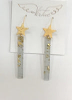 Virtue Hammered Star Bar Earrings