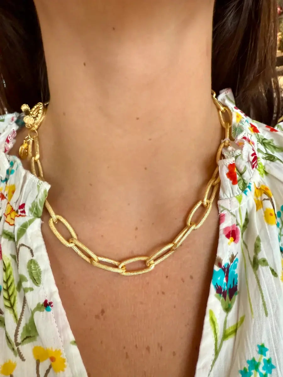 Susan Shaw 18" Oblong Gold Large Toggle Necklace