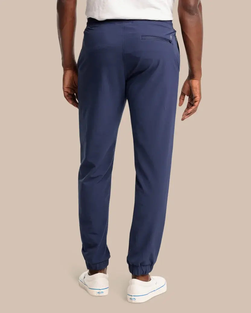 Southern Tide The Excursion Performance Jogger