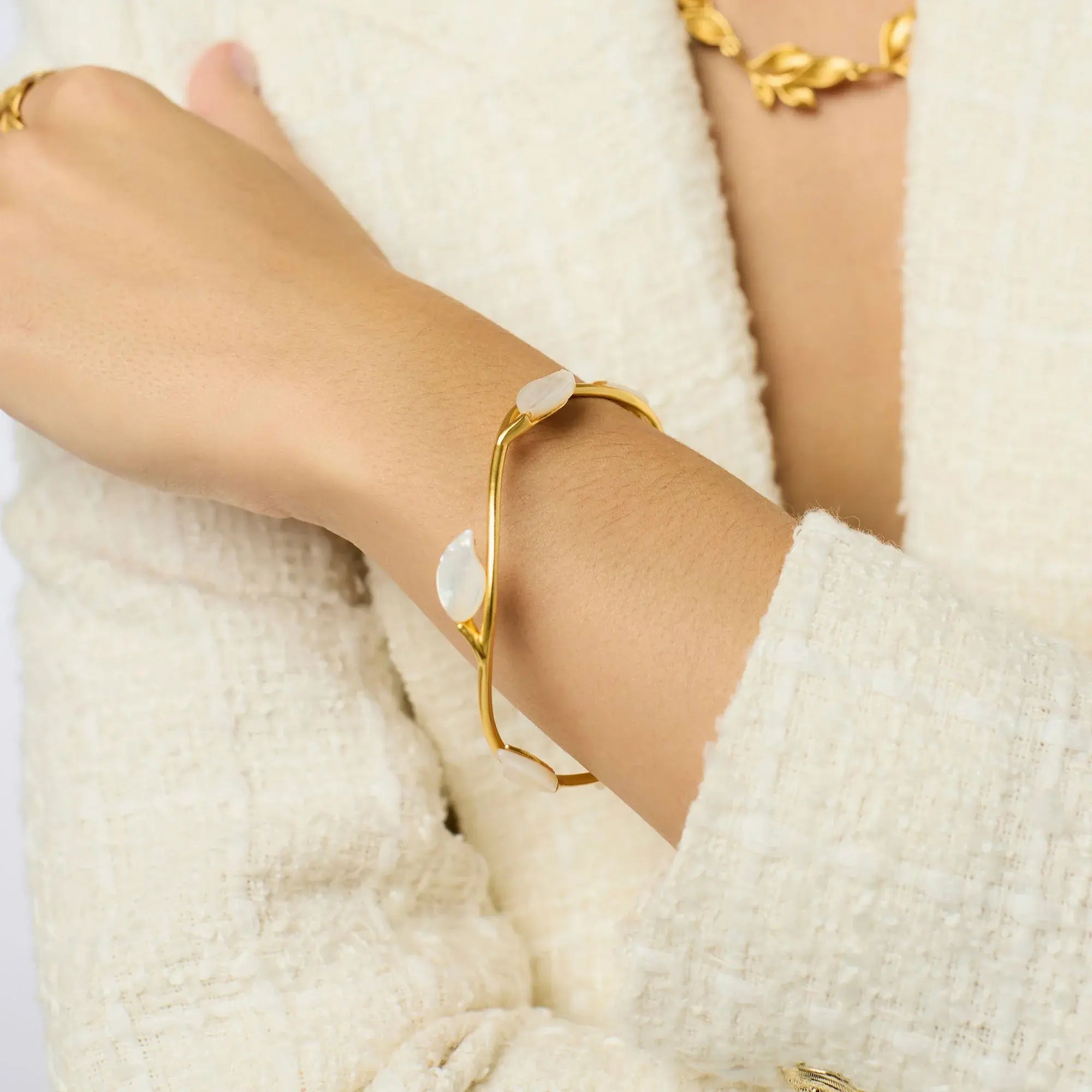 Julie Vos Willow Stone Bangle